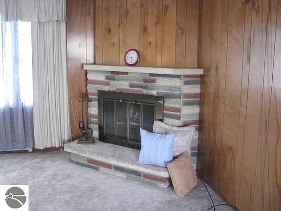4th image of 500 Tawas St