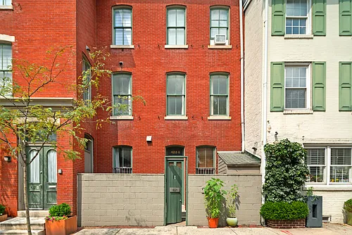 2101 Lombard St Photo 1 2101 Lombard St Photo 1