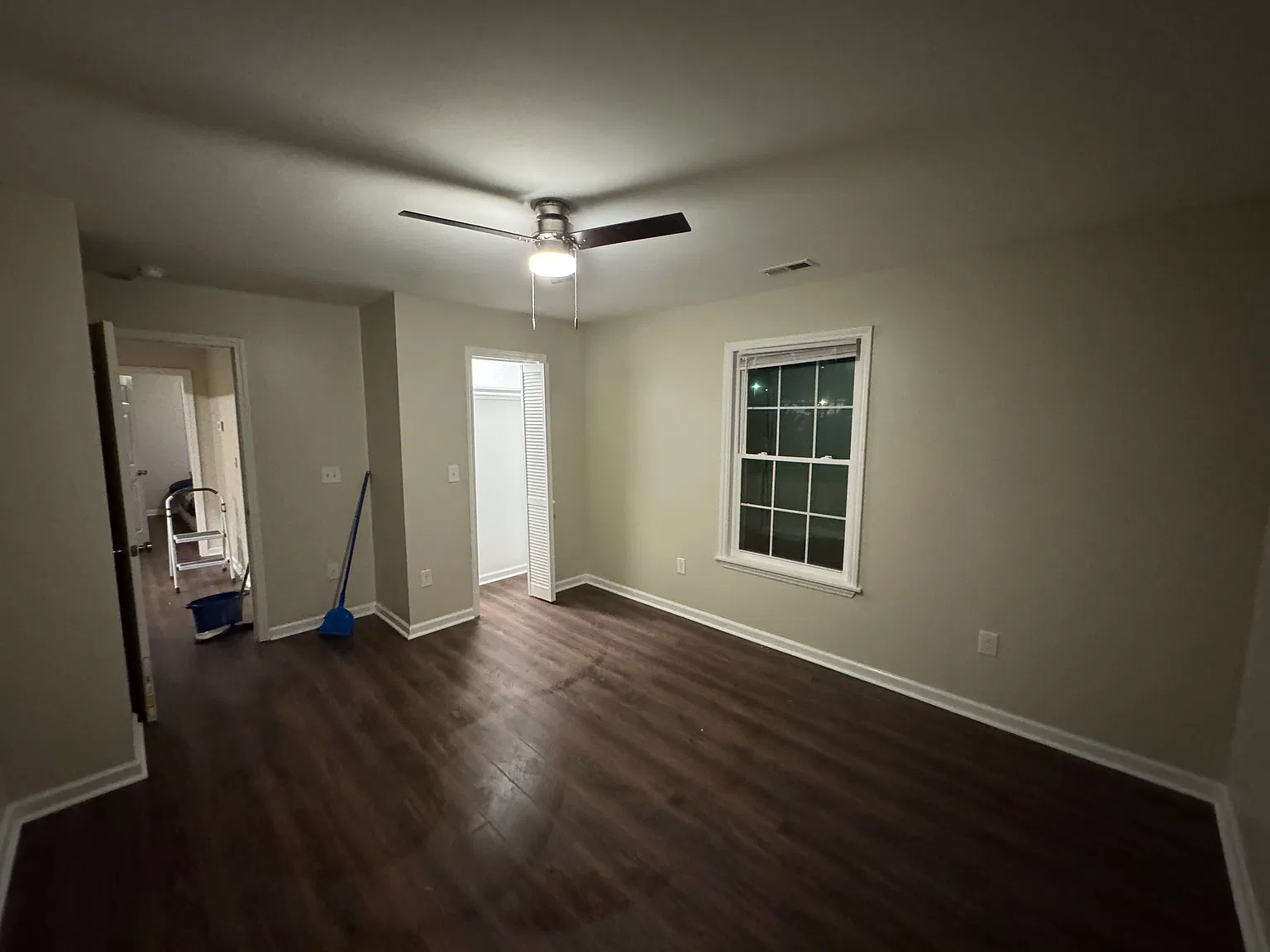 2 bed, 945 sqft, $1,550 — Photo 3