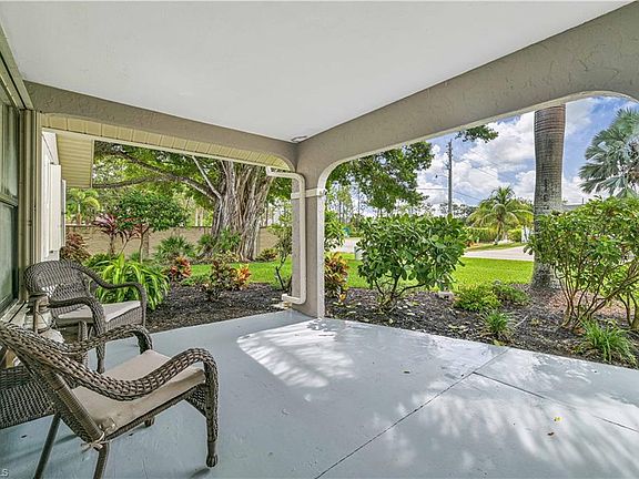 4th image of 27006 Elaine Dr
