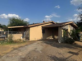 2102 Market St, Laredo, TX 78043