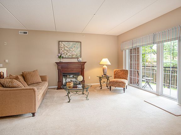 4th image of 3501 Wellington Ct Unit 111