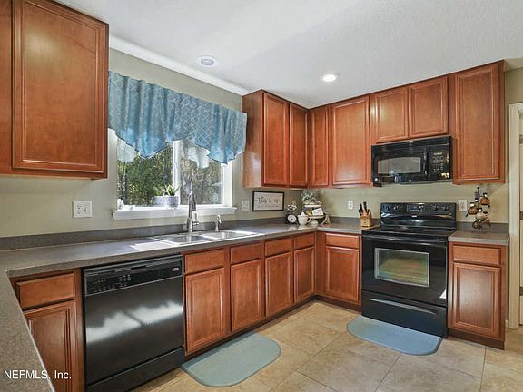4th image of 3021 Bent Bow Ln