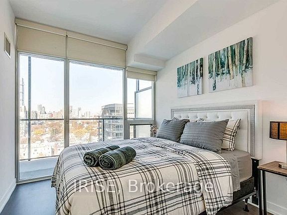 5th image of 105 George St #703
