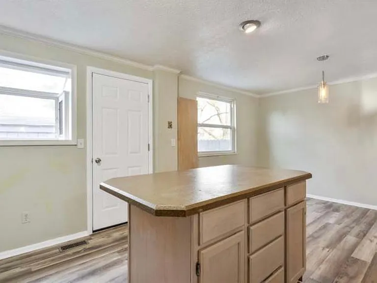 4382 Biscayne Ct — Photo 20