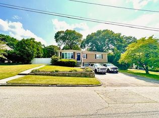 11 Susan Cir, Johnston, RI 02919