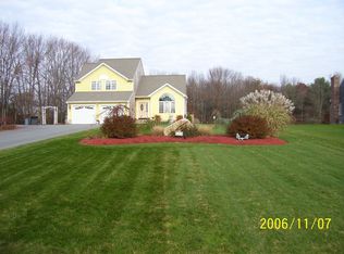 3 Hunter St, Acushnet, MA 02743