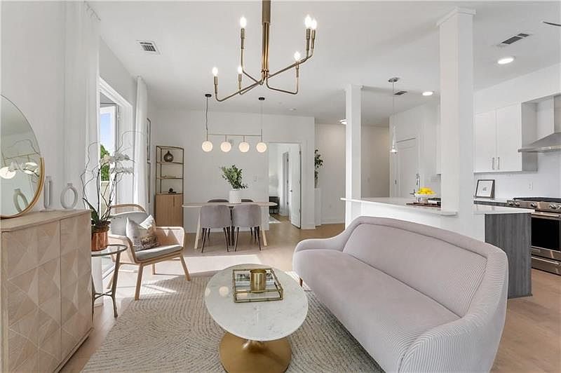 1st image of 775 Juniper St NE #230
