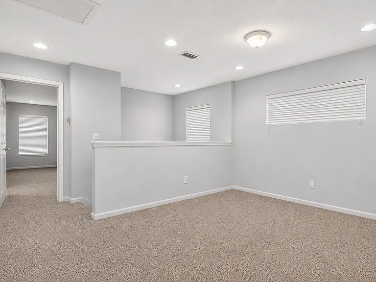 3680 Creswick Cir #17-I — Photo 3