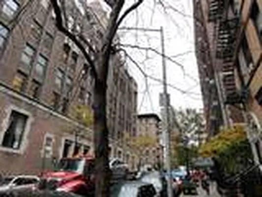 Rented by Prince Real Estate Associates LLC | media 32