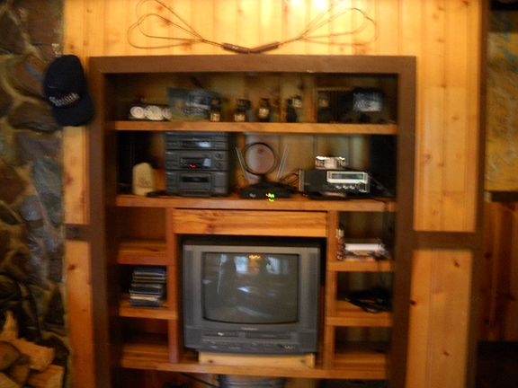 5th image of 211 N Beaver Dr