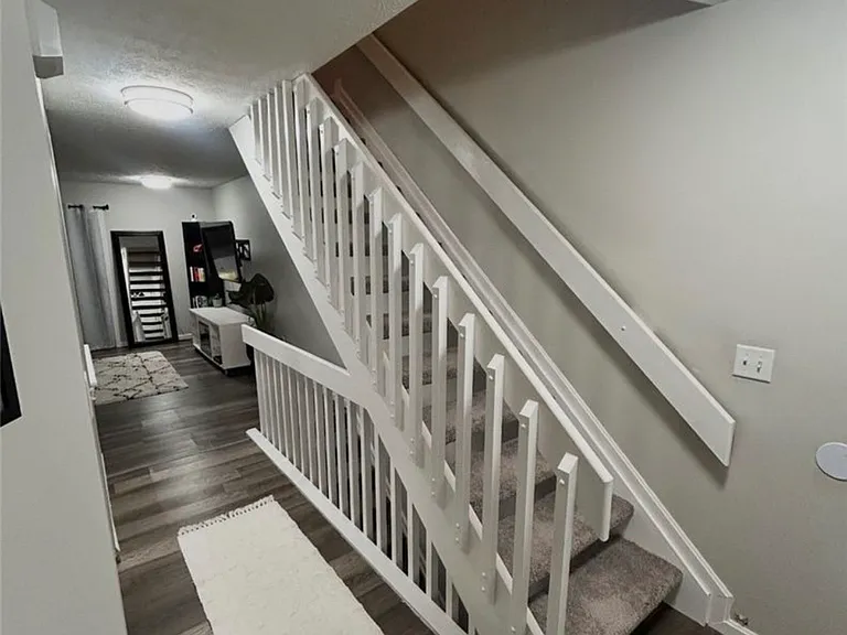 80 Canter Ln #80 — Photo 11