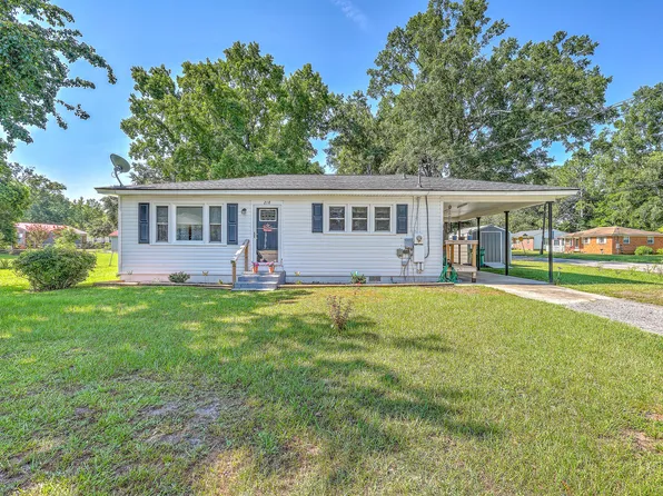218 Breedin St, Manning, SC 29102