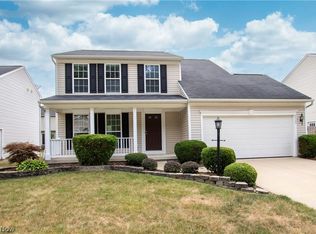8533 Wayside Dr, Olmsted Falls, OH 44138