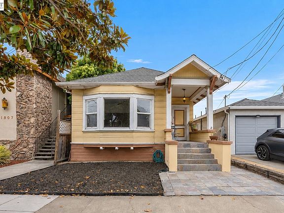 2nd image of 1811 Lincoln Ave