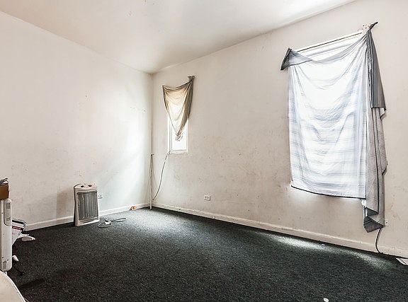 4th image of 8834 S Marquette Ave