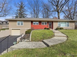 648 N Tanglewood Dr, Springfield, OH 45504