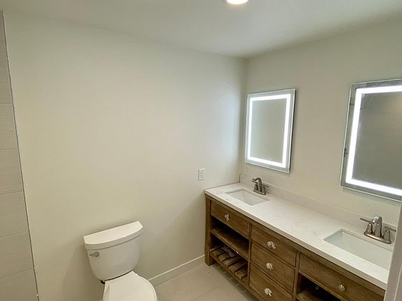 2nd image of 479 Allview Ct