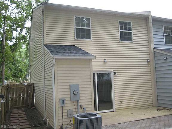 3rd image of 16 Betty Lee Pl