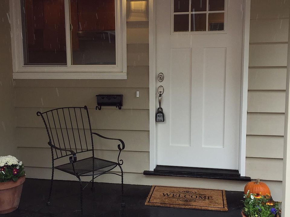 1st image of 3673 Cody Ct
