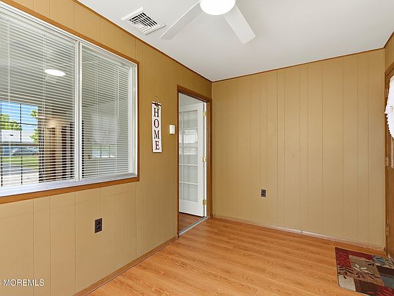 3rd image of 24a Salem Drive