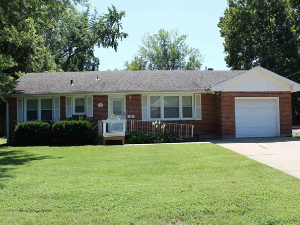 1109 W 11th St, Sedalia, MO 65301