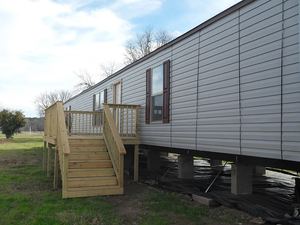 503 W Lower Line St #152