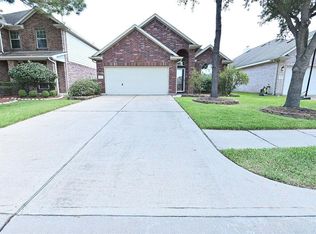 16631 Whitaker Creek Dr, Houston, TX 77095