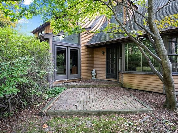4th image of 118 Quail Hollow Cir SE