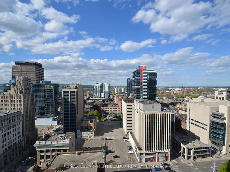 75 James St N #1808 — Photo 37