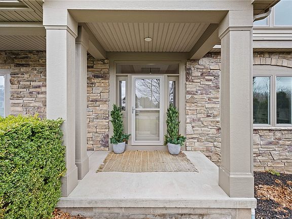 5th image of 65 North Ave