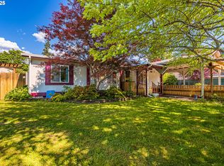 76375 Fern St, Oakridge, OR 97463