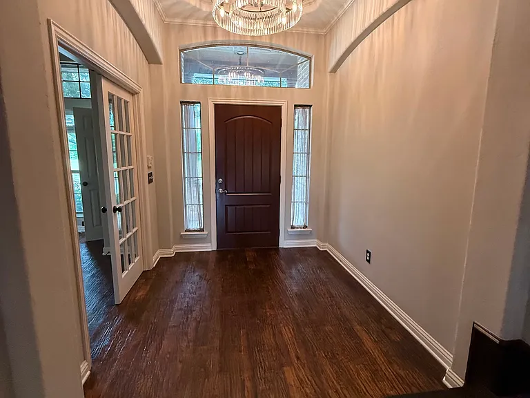 518 Creekside Dr — Photo 5