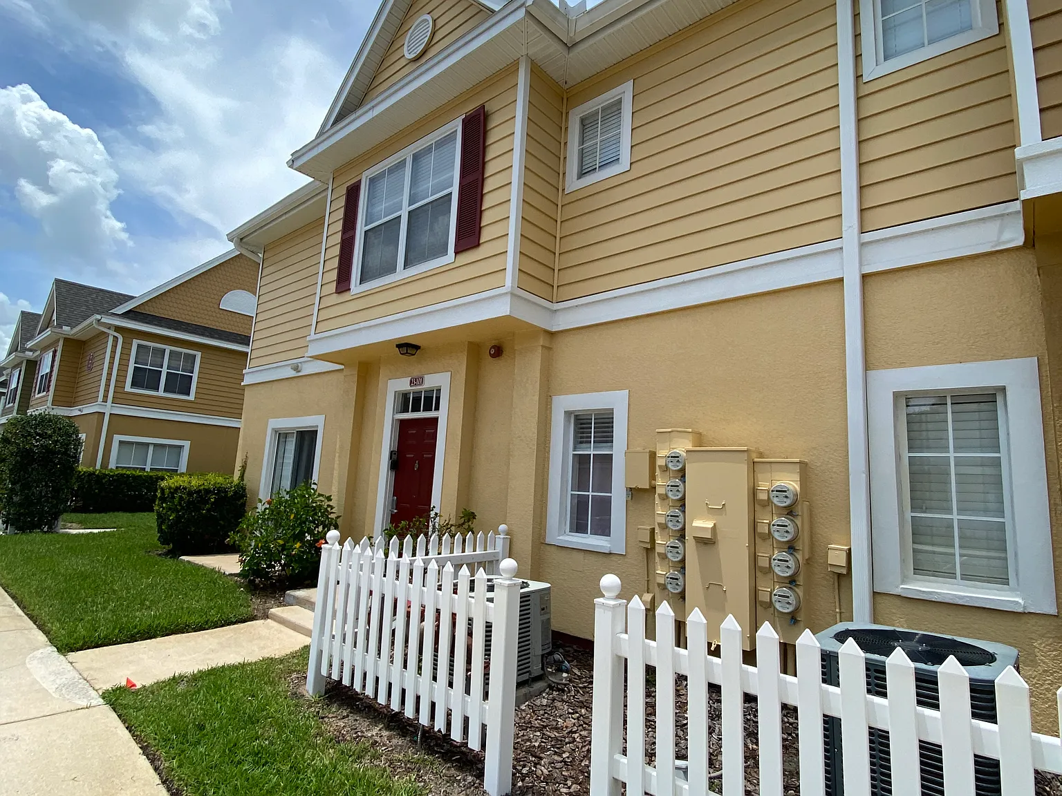 4 bed, 1470 sqft, $1,980 — Photo 3