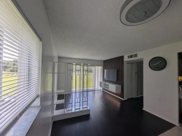 1203 N Benoist Farms Rd APT 107, West Palm Beach, FL 33411