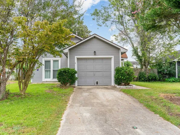 6834 Shawcross Ln, Fayetteville, NC 28314