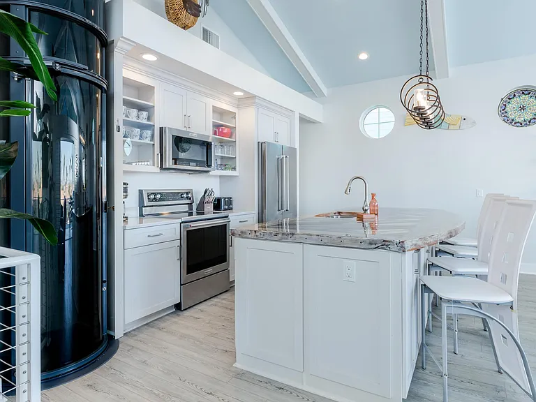 5866 Shell Cove Dr — Photo 10