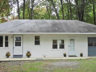3110 Fern Rd, Pocono Summit, PA, 18346