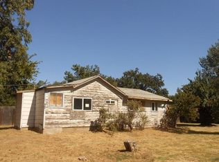 5827 Bishop Ln, Anderson, CA 96007