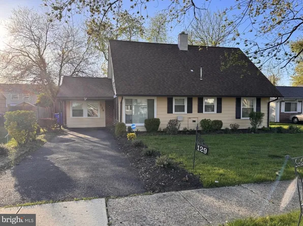 129 Pheasant Ln, Willingboro, NJ 08046