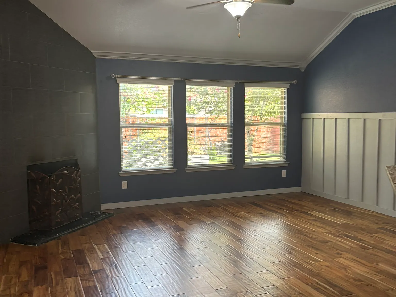4 bed, 2001 sqft, $2,500 — Photo 3