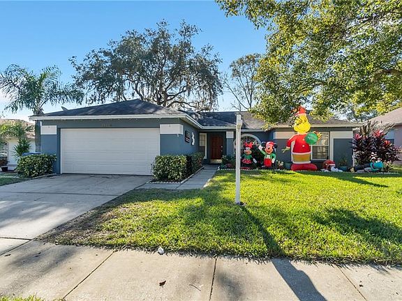 2nd image of 24220 Twin Lake Dr
