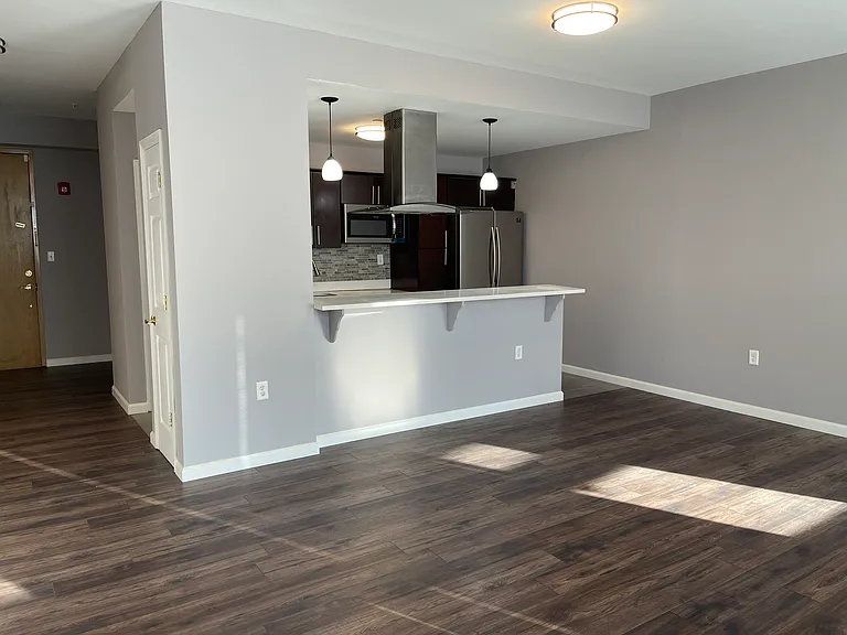 110 Halsted Street — Photo 7