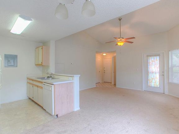 5th image of 2605 Grassy Point Dr Unit 203