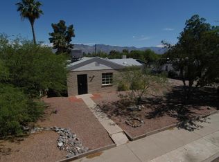 3925 E Louis Ln, Tucson, AZ 85712