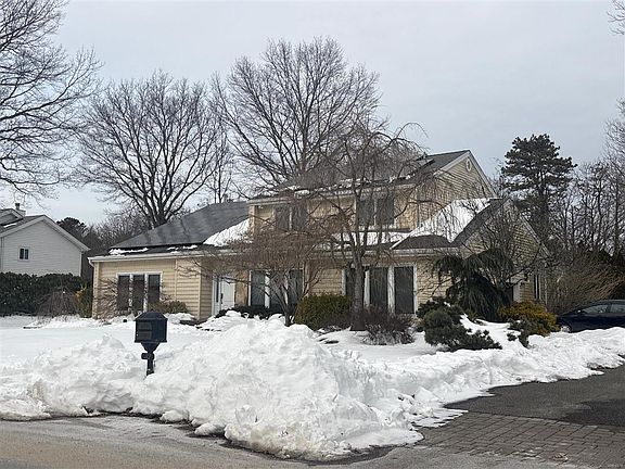 2nd image of 32 Annandale Rd