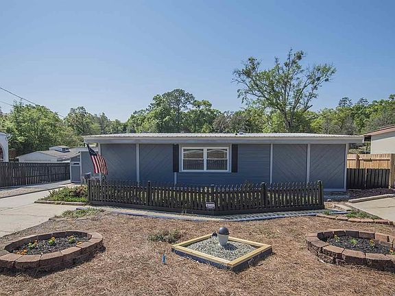 2nd image of 6485 Lakeshore Dr