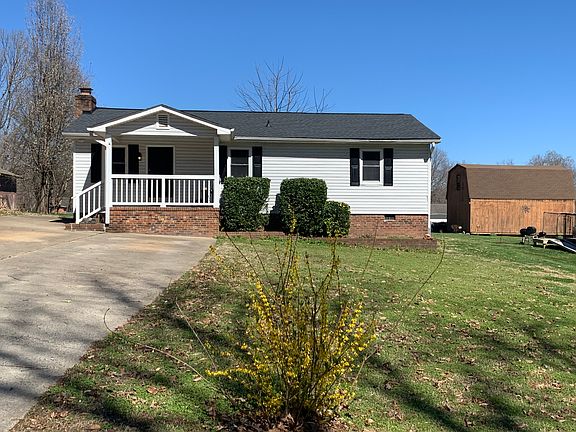2nd image of 111 Greentree Dr