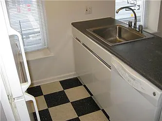 Rented by R New York