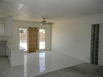 2nd image of 2826 Puenta St